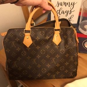 Louis Vuitton speedy 30